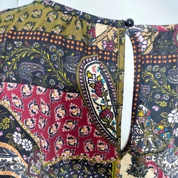 Beige ECI Cold Shoulder Bell Sleeve Jersey Printed Mini Dress - Picture 4 of 13